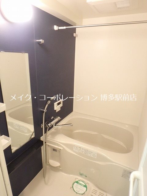 写真は同物件、同間取りの写真です。 ソリエーヴォ県庁前 風呂画像