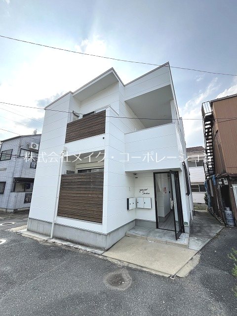 ecru un studio 外観