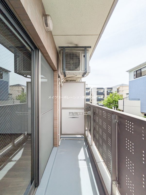 ※写真は棟内別部屋参考写真 モンレーヴ宮前 ベランダ