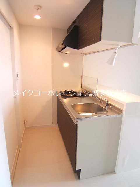 キッチン ラファセアリービオ博多 キッチン