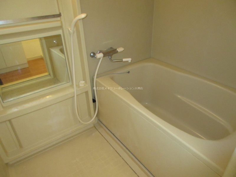 ※同マンション別部屋の写真を使用しております リバティ天神南 風呂画像