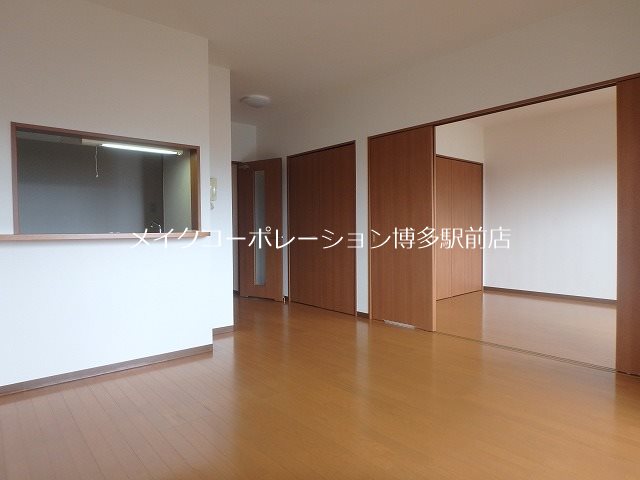 写真は同型タイプ アムフルッス リビング