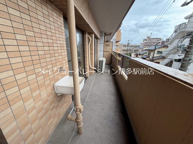 ライオンズガーデン大橋 ベランダ