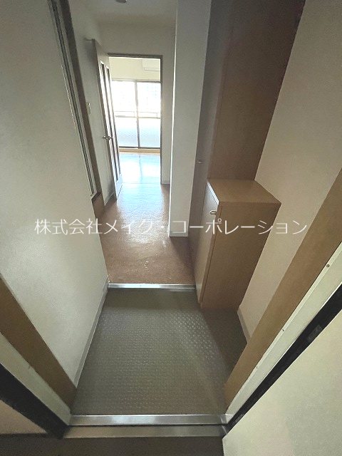 レフィーナカサ昭代 玄関