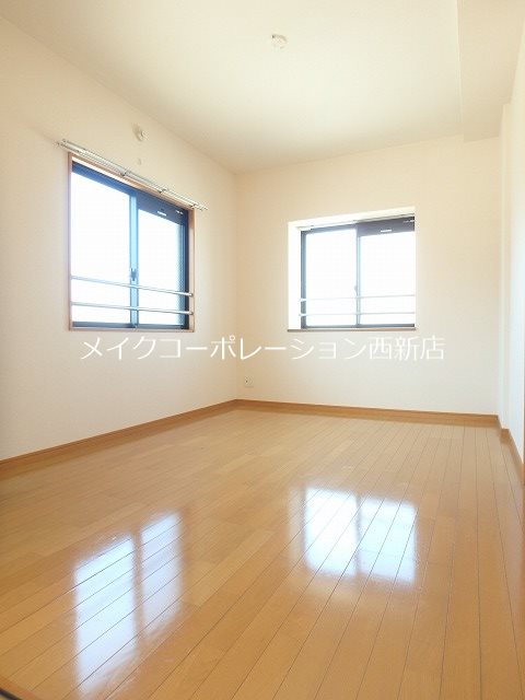 ※同建物内別部屋参考写真 マ・テール城南 ベッドルーム