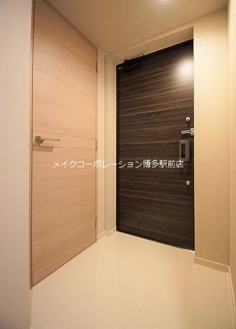 玄関 Brillia Tower西新 玄関