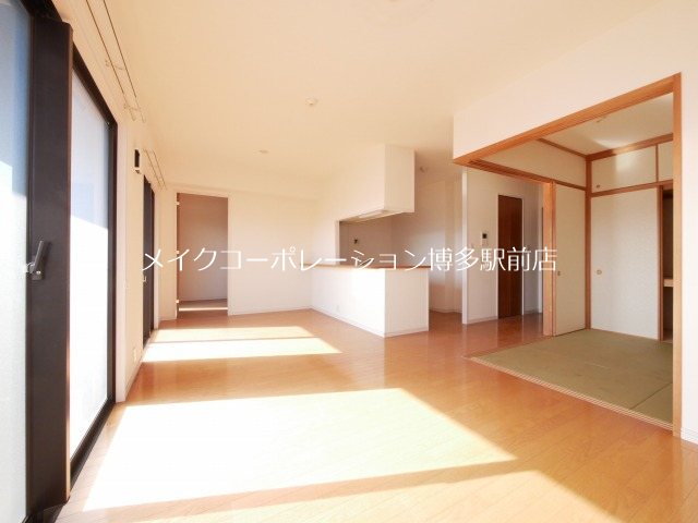 リビング ロイヤルマンション博多 リビング