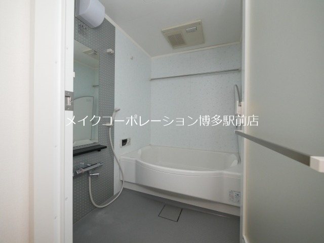 バス ロイヤルマンション博多 風呂画像