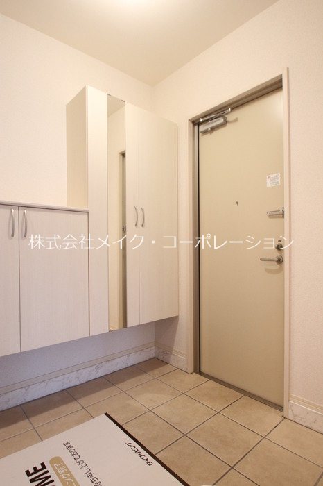パークサイド・ヴィラ 玄関