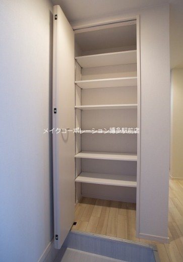 ※別部屋写真参考 ラピュター 玄関