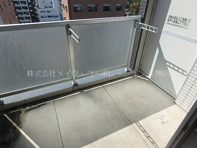 ※別部屋反転写真使用現状優先 アソシアグロッツォ薬院サウスシーン ベランダ
