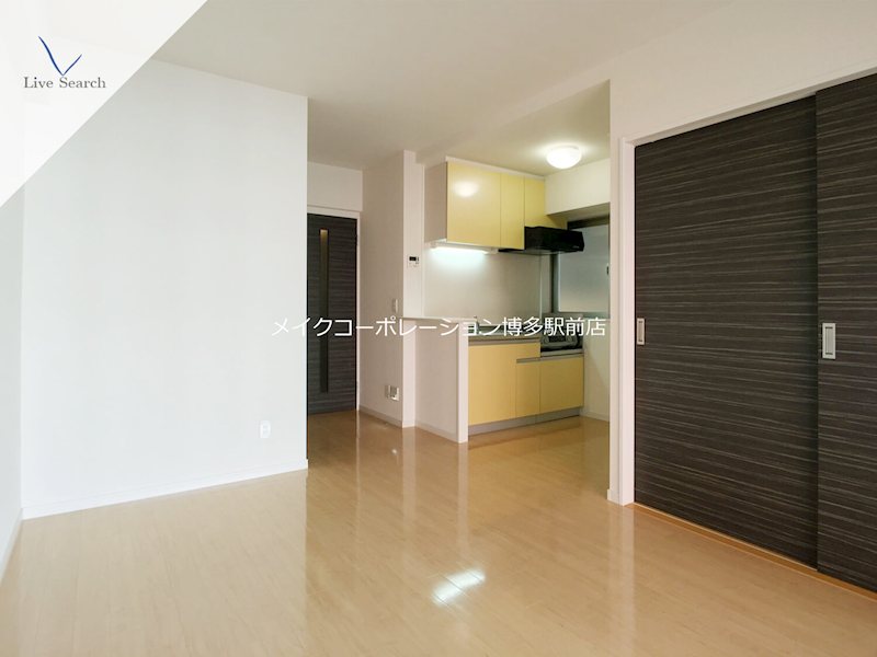 ※入居中の為別部屋写真使用現状優先 プリンシピオ赤坂 リビング