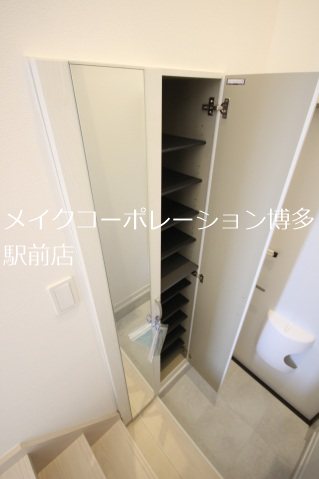 玄関 CB筑紫通サルテ 玄関