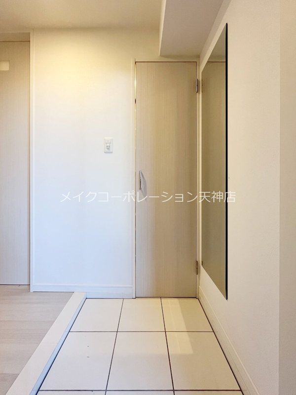 玄関 ヴィラージュ大濠 玄関