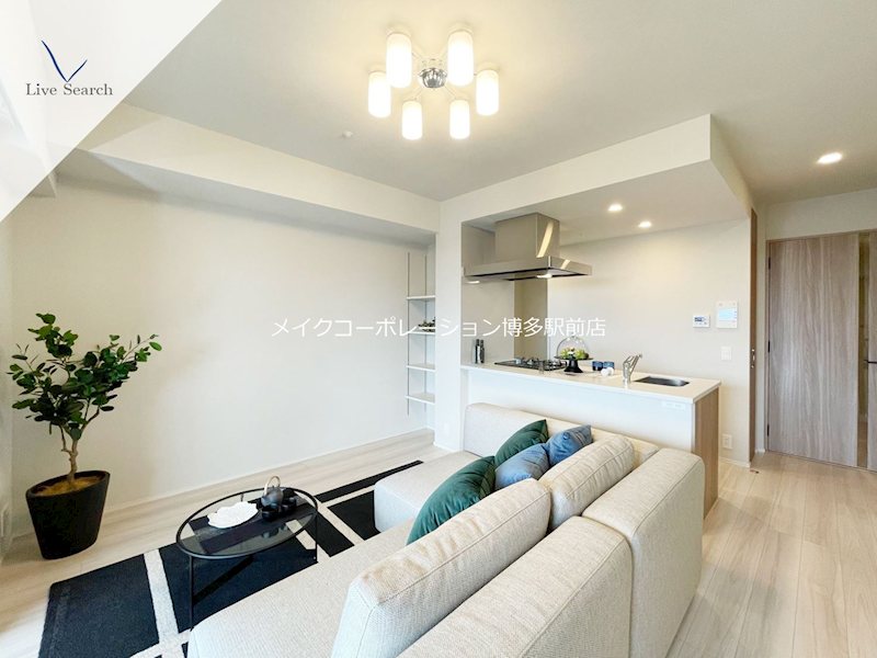 ※写真は棟内別部屋参考写真 パークリュクス博多駅前 リビング