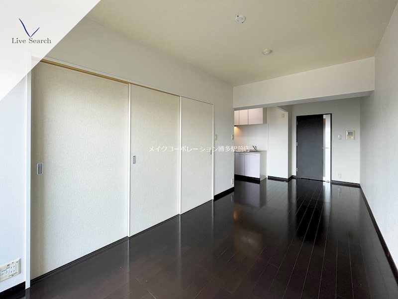 ※写真は棟内別部屋参考写真 グランアミティエ リビング