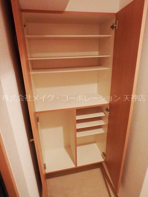 玄関 ソレイユ六本松 その他10