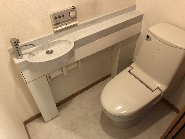 トイレ アクロス天神センタープラザ その他3