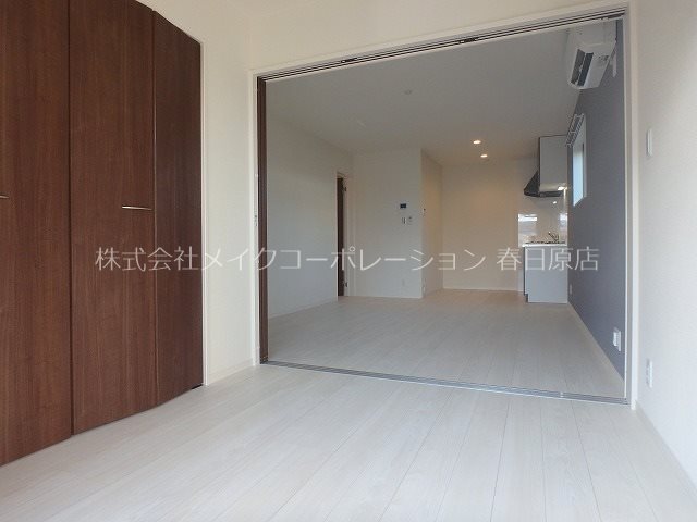 写真は同型タイプ メゾンクレール博多南 リビング
