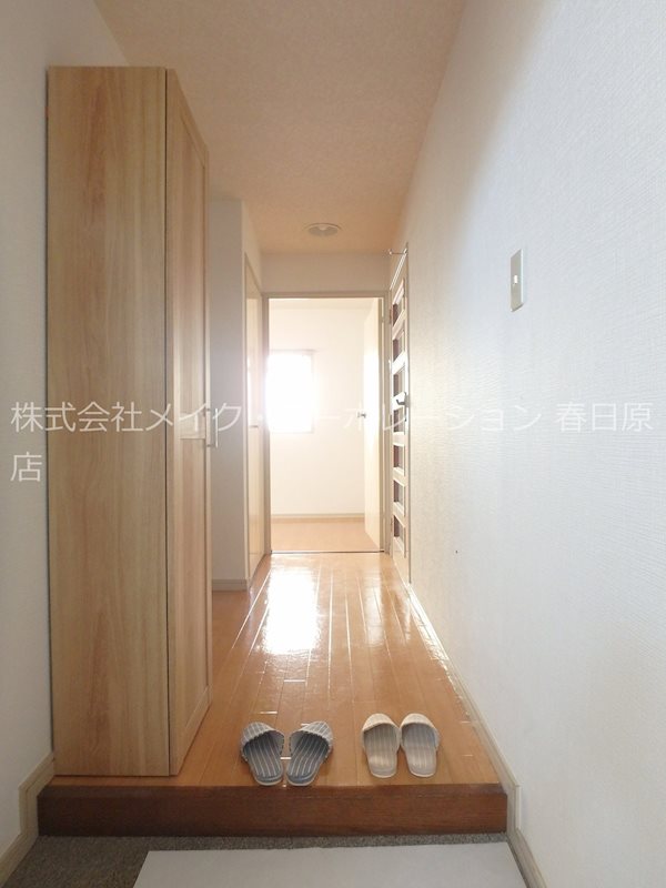 写真は同タイプ エレガンスクローバー 玄関