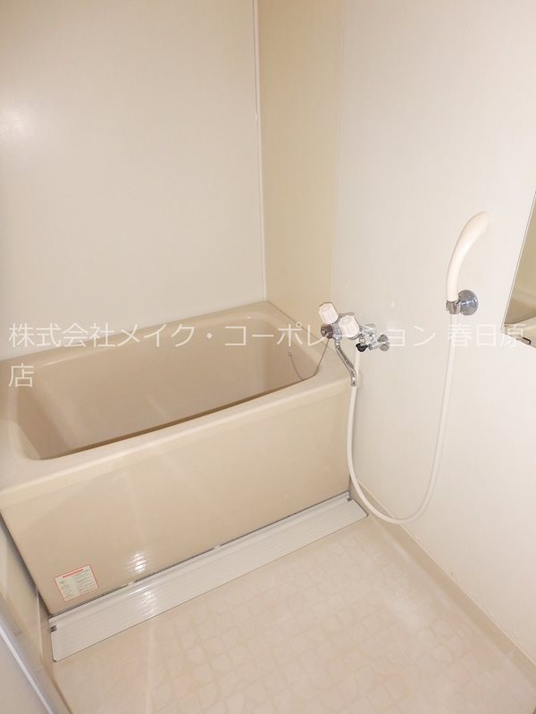 写真は同タイプ エレガンスクローバー 風呂画像