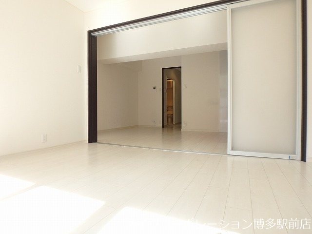 ※室内写真は改装工事前のものです※ ライオンズマンション博多 ベッドルーム