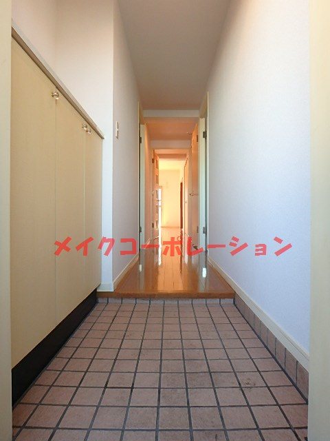 玄関 エフメゾン北天神 玄関
