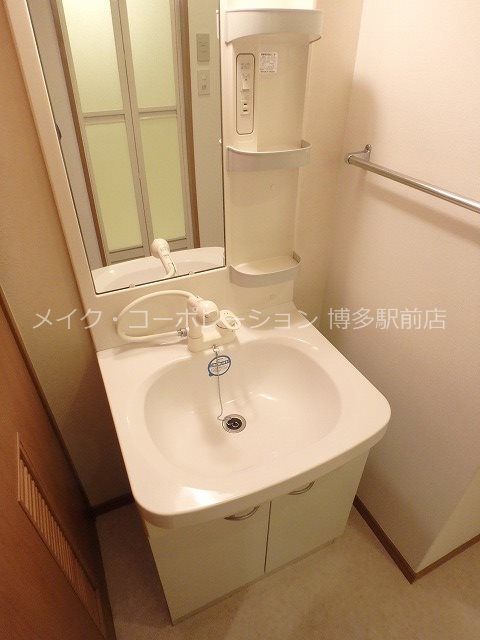 洗面所 クリムゾン博多Ⅱ その他1
