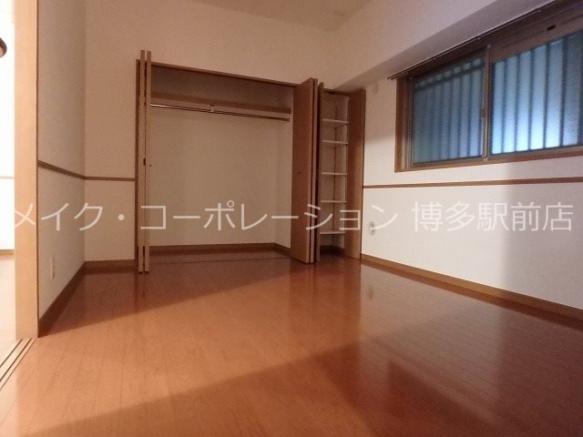 ベッドルーム クリムゾン博多Ⅱ ベッドルーム