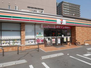 サンラルーチェ博多南 コンビニ