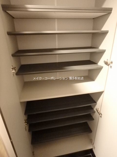 プレスタイル博多駅南 玄関