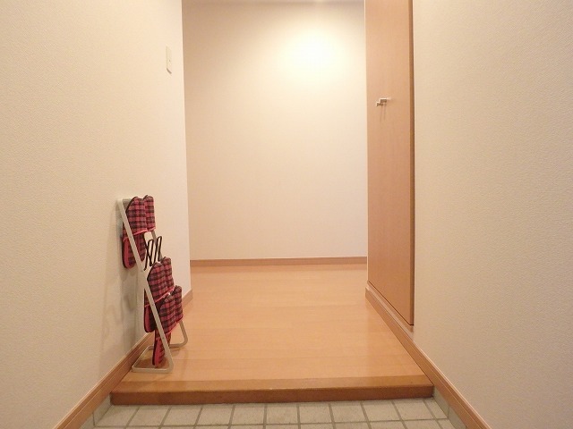 リファレンス東公園  玄関