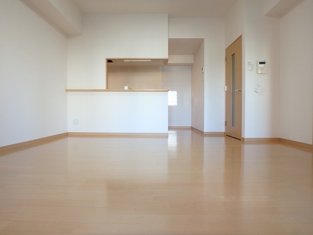 リファレンス東公園  リビング
