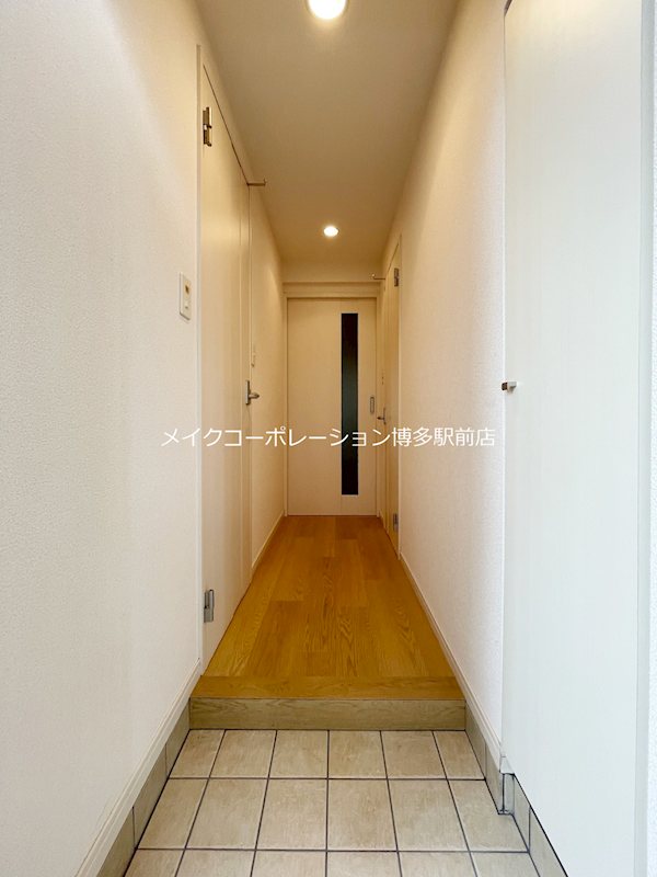 玄関 キャメロット・ハイネス 玄関