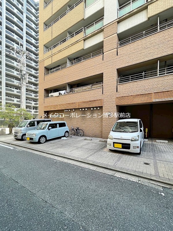 駐車場 キャメロット・ハイネス その他13
