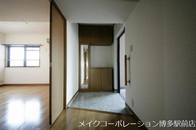 玄関 アーベインルネス別府1号棟 玄関