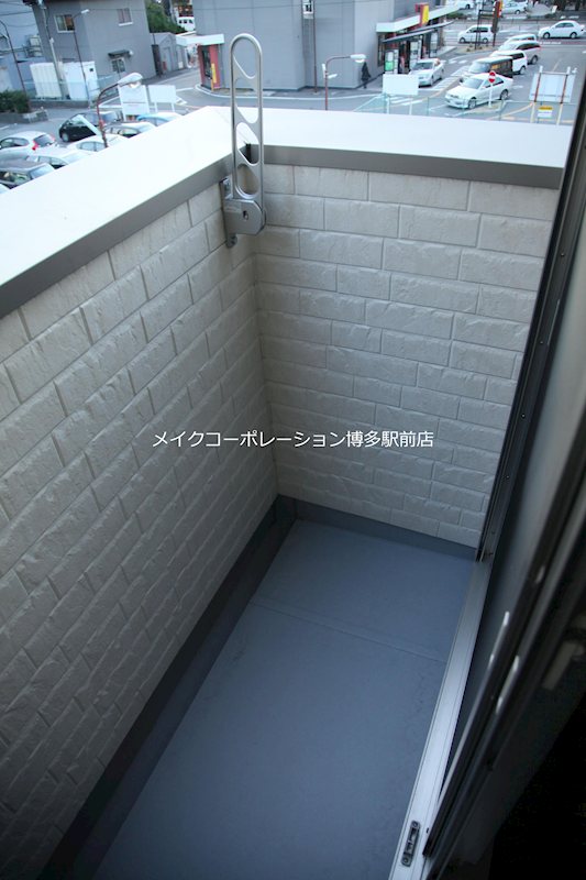 クレオ箱崎宮前八番館 ベランダ