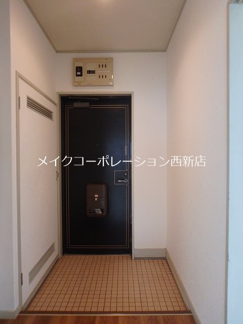 玄関 愛宕ビル 玄関