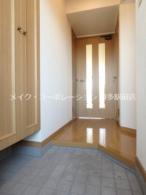 玄関 クリエート博多駅前 玄関