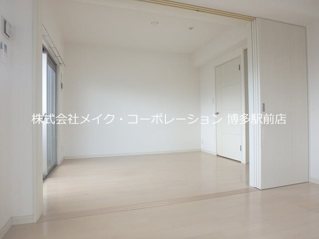 ベッドルーム プレスタイル博多EAST ベッドルーム