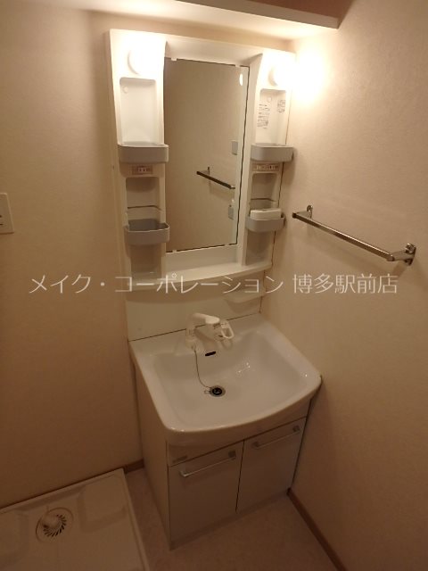 ※写真は棟内別部屋参考写真 スタンドリバー博多駅南 その他1