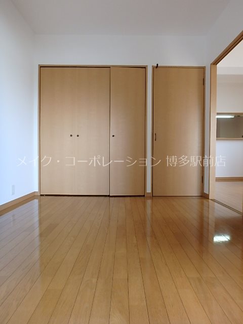 ※写真は棟内別部屋参考写真 スタンドリバー博多駅南 ベッドルーム