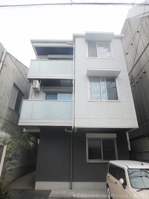 リーヴス薬院 301号室 外観