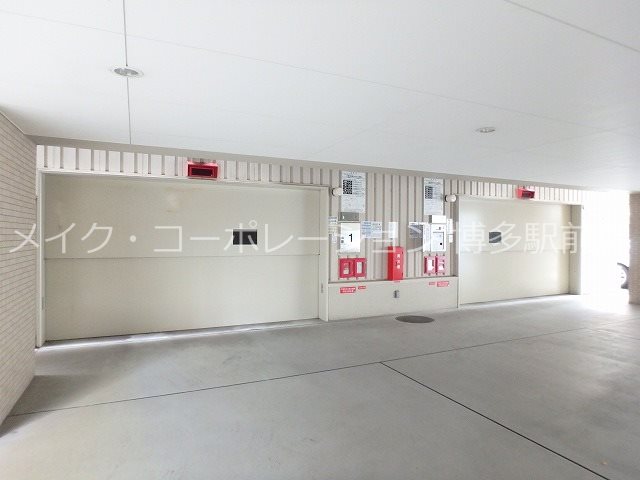 駐車場 ジオ・イニシア博多駅前 その他10