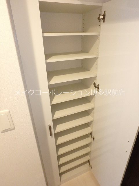 ※階数により床・建具の色が異なります グランフォーレ博多駅東プレミア その他6