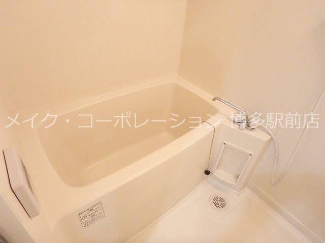 バス ラ・フォレ・ルアンテンヌ 風呂画像