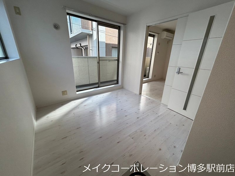 フェリスタ博多駅南 リビング