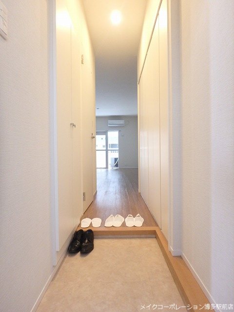 同物件、別号室の写真です。 博多スタービル 玄関