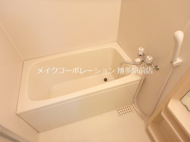 同物件、別号室の写真です。 ビッグアップル 風呂画像