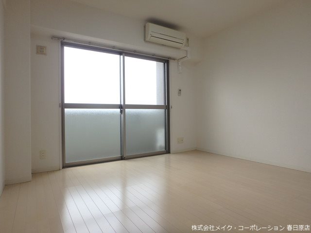 写真は同型タイプ アンビシャス江﨑 ベッドルーム
